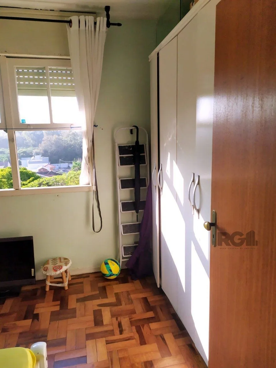 Imagem Apartamento de 2 dormitórios com vaga no bairro Petrópolis