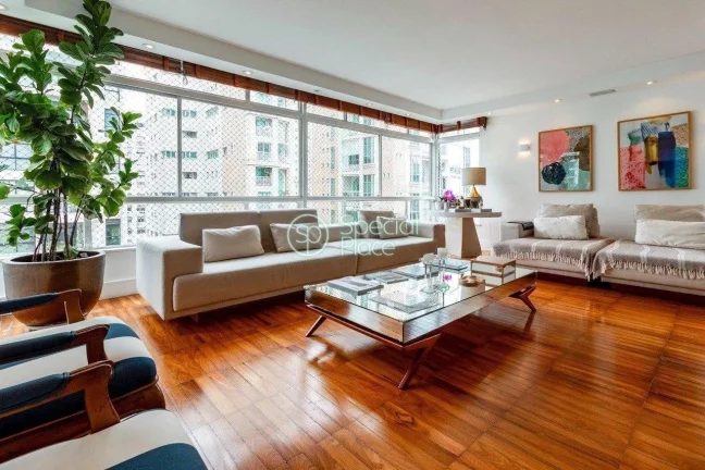 Excelente apartamento à venda no miolo do Jardim América - Área: 218m² - 03 suítes - Sala de es...