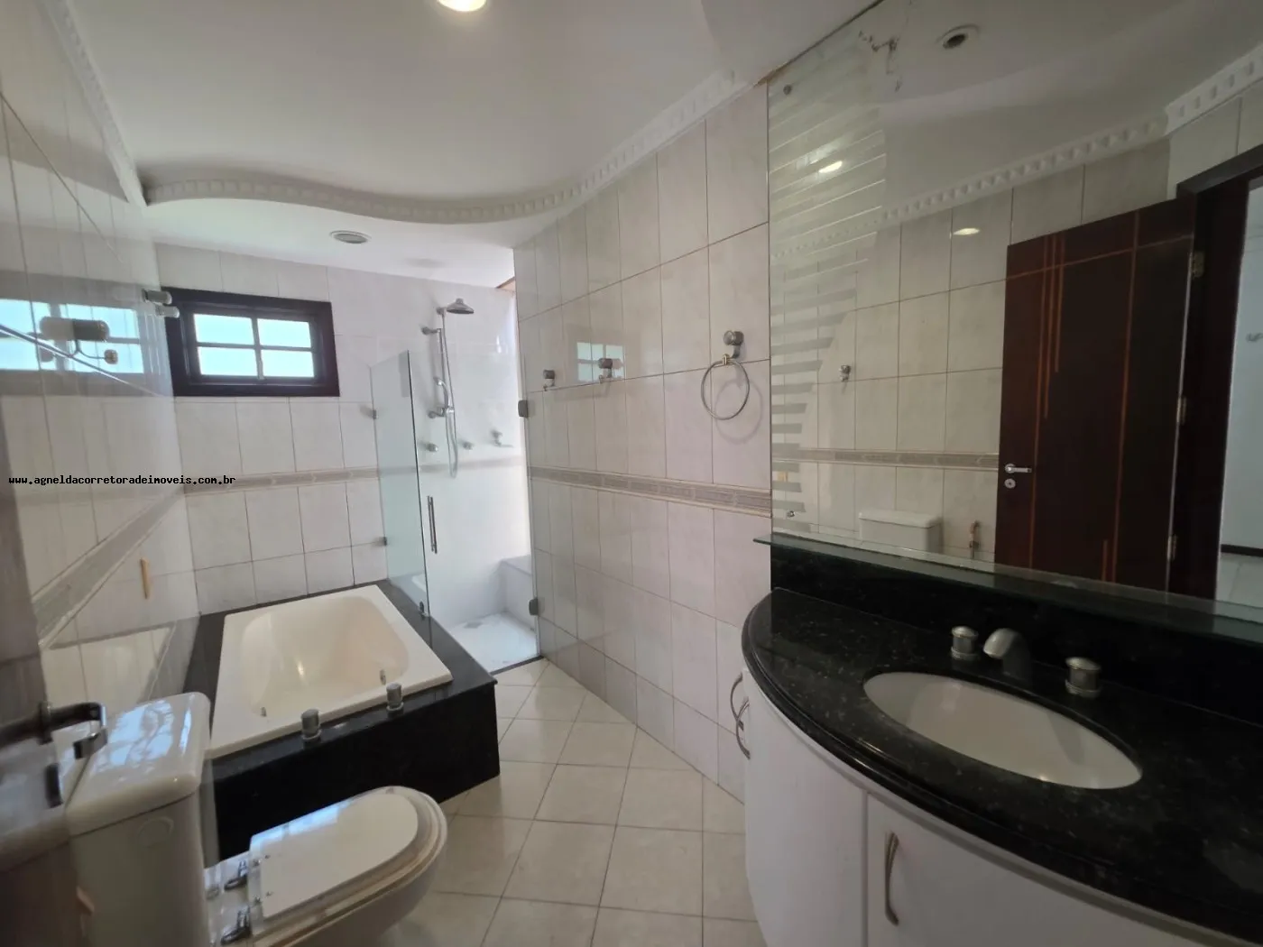 Imagem Casa em Condomínio para Venda em Natal, Candelária, 4 dormitórios, 4 suítes, 7 banheiros, 6 vagas