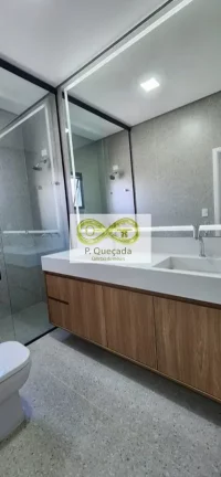 Imagem Maravilhosa casa de 4 quartos, sendo 4 suítes, com 254,59m2 de área construída, localizada em um bairro tranquilo e familiar.