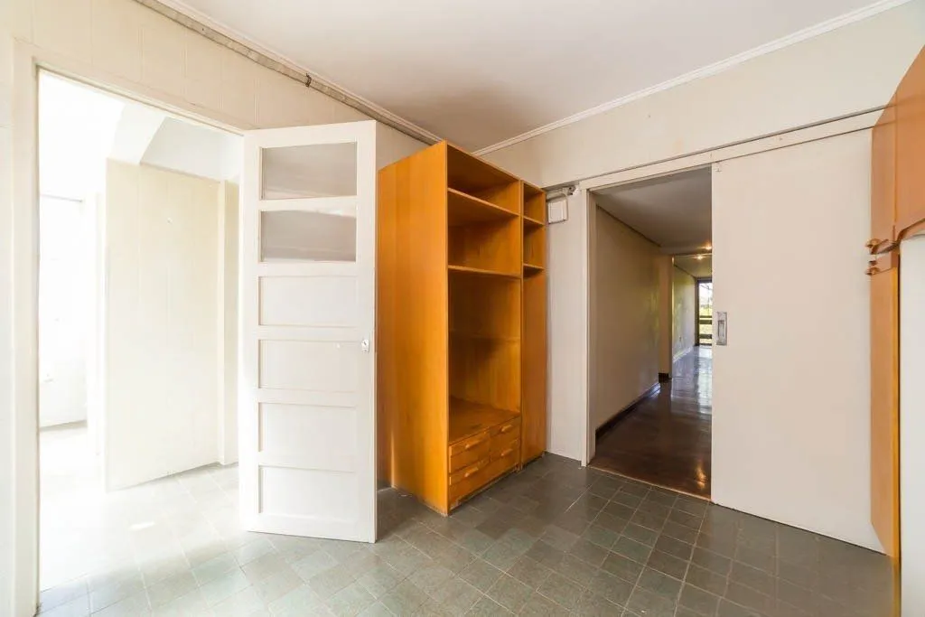 Imagem Apartamento de 3 dormitórios à venda no Bairro Auxiliadora, Porto Alegre.