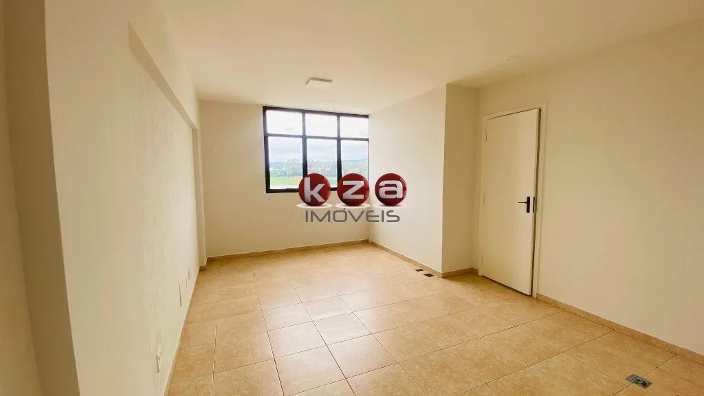 Imagem Sala Comercial de Alto Padrão no Centro de Valinhos-SP: 1 sala, 2 banheiros, 2 vagas, 105m². Venha conferir!