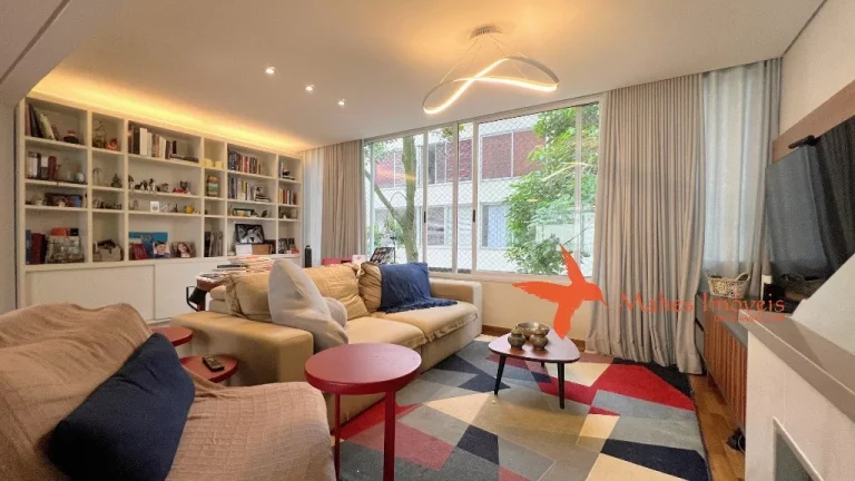 Imagem Casa em Condomínio na Vila Romana - 3 quartos, 1 suíte, 2 salas, 4 banheiros, 2 vagas - São Paulo-SP