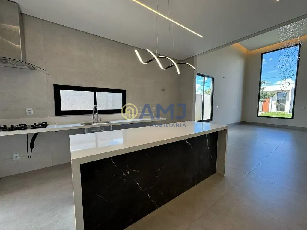 Imagem Venda de Casa de Alto Padrão no Terras Alpha 1 - Senador Canedo