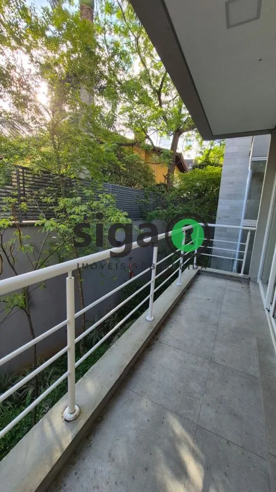 Imagem CASA DE CONDOMINO COM 4 QUARTOS TODAS SUITE COM AMPLO QUINTAL