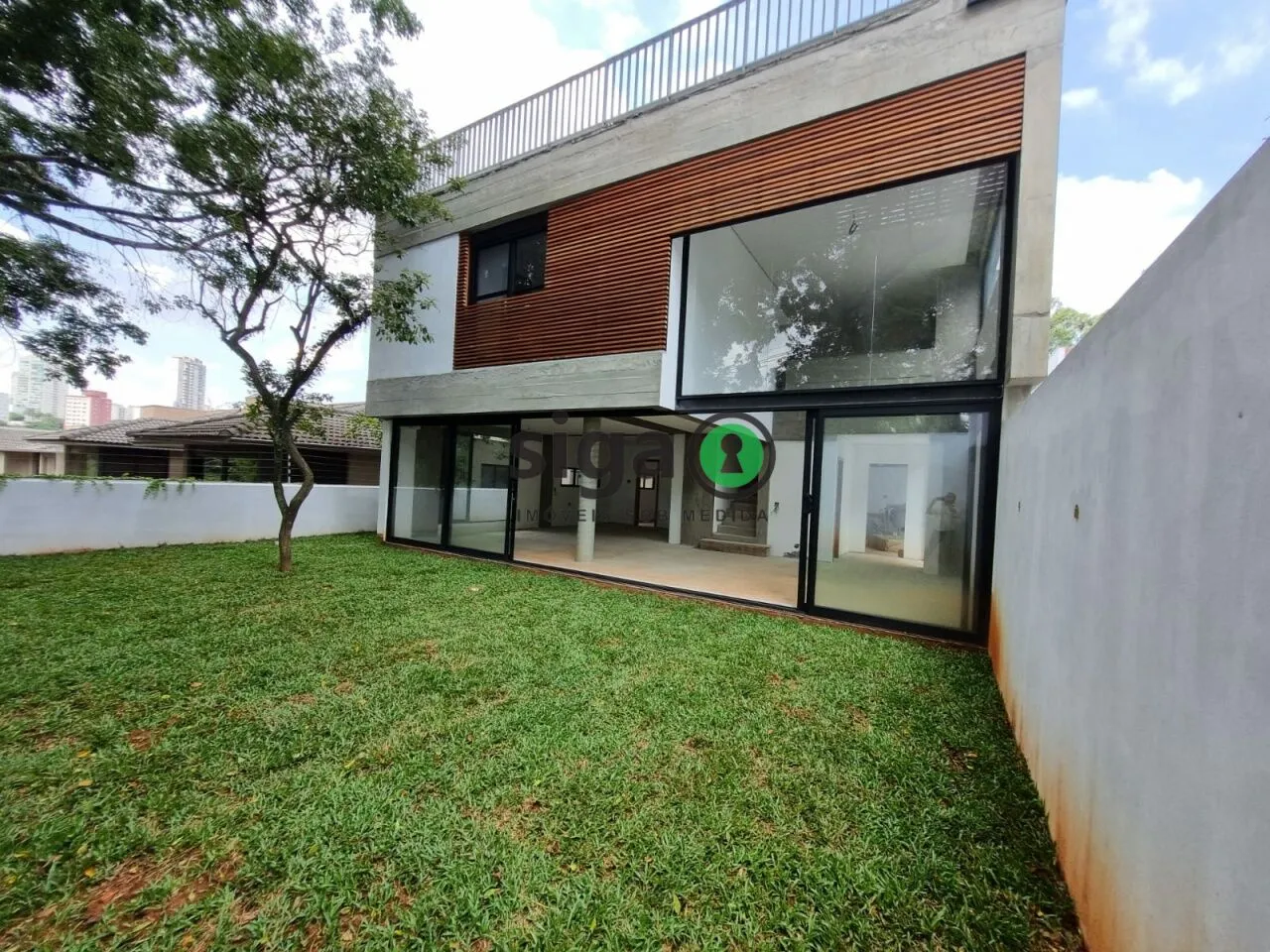 Foto do imóvel Casa em condomínio a venda no Alto da Boa Vista / jardim Cordeiro com 4 quartos
