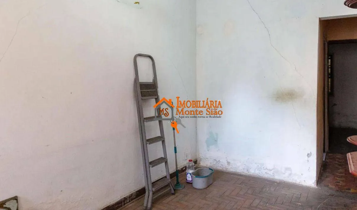 Imagem Casa com 3 dormitórios à venda, 240 m² por R$ 675.000 - Vila Augusta - Guarulhos/SP