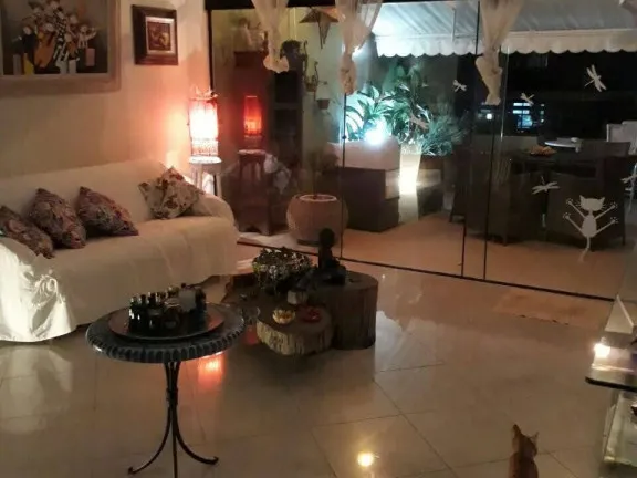 Foto do imóvel Casa com 3 Quartos à Venda, 240 m² em Barra Da Tijuca - Rio De Janeiro
