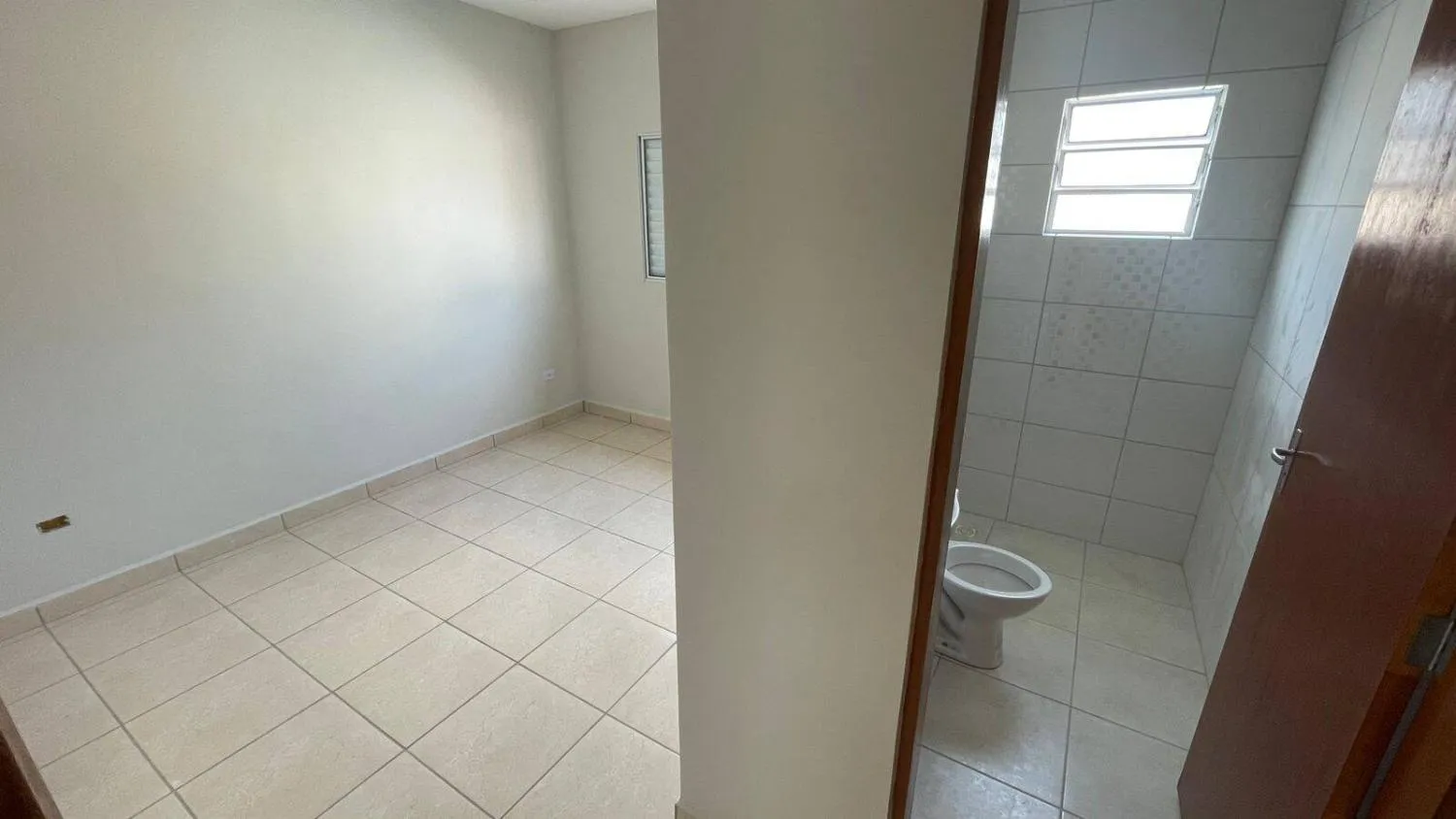 Imagem CASA NOVA 3 DORM COM PISCINA LADO PRAIA EM ITANHAEM
