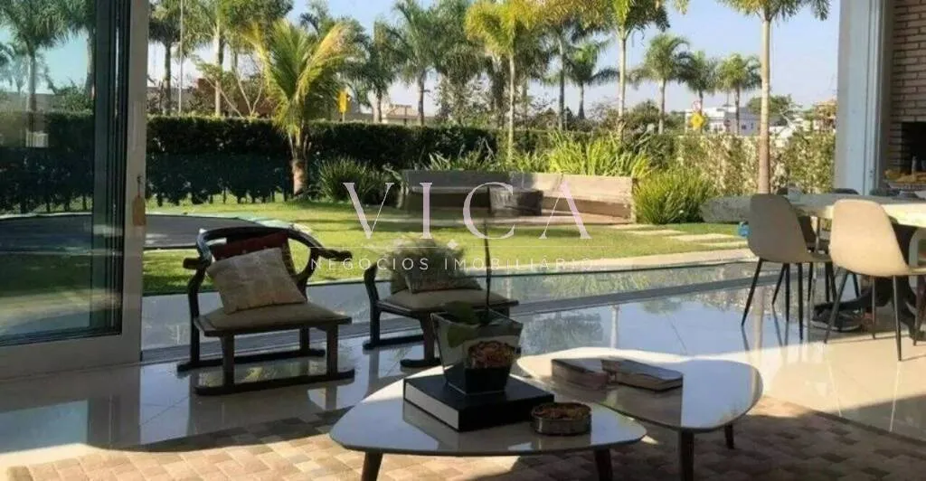 Imagem Casa com 4 dormitórios à venda, 360 m² por R$ 4.245.000 - Alphaville/SP