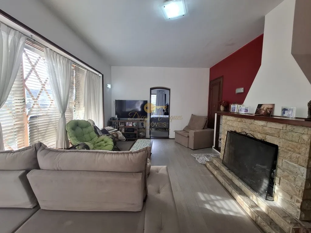Imagem Casa para Venda em Teresópolis / RJ no bairro Várzea