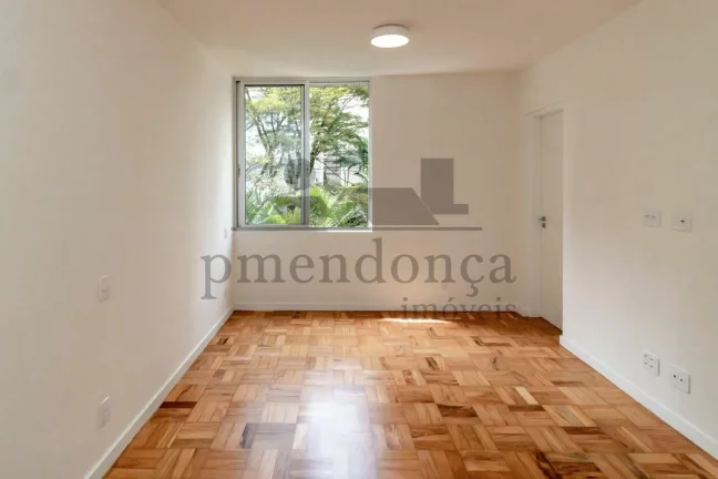Imagem Excelente apartamento reformado no Itaim Bibi, com 130m² pronto para morar!
