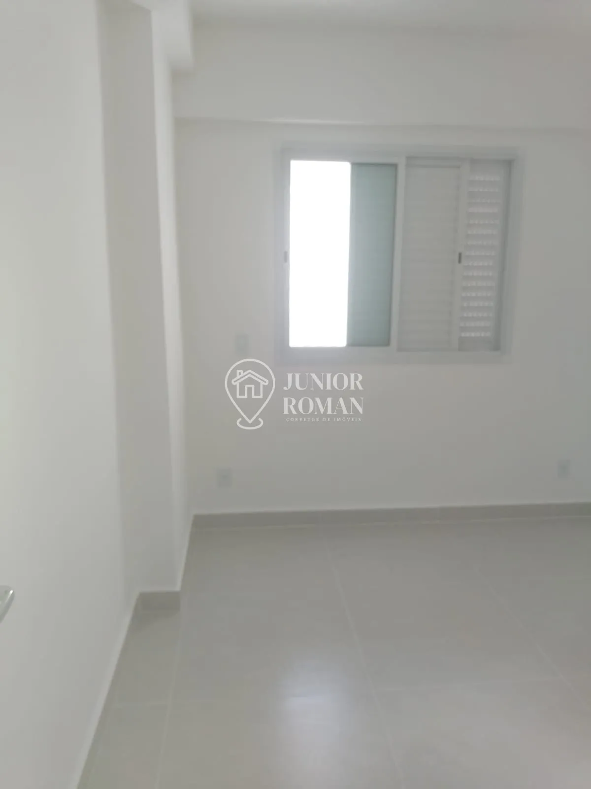 Imagem APTO 2 DORM l 1 SUITE l VARANDA l 100M DA PRAIA - GUARUJA/SP