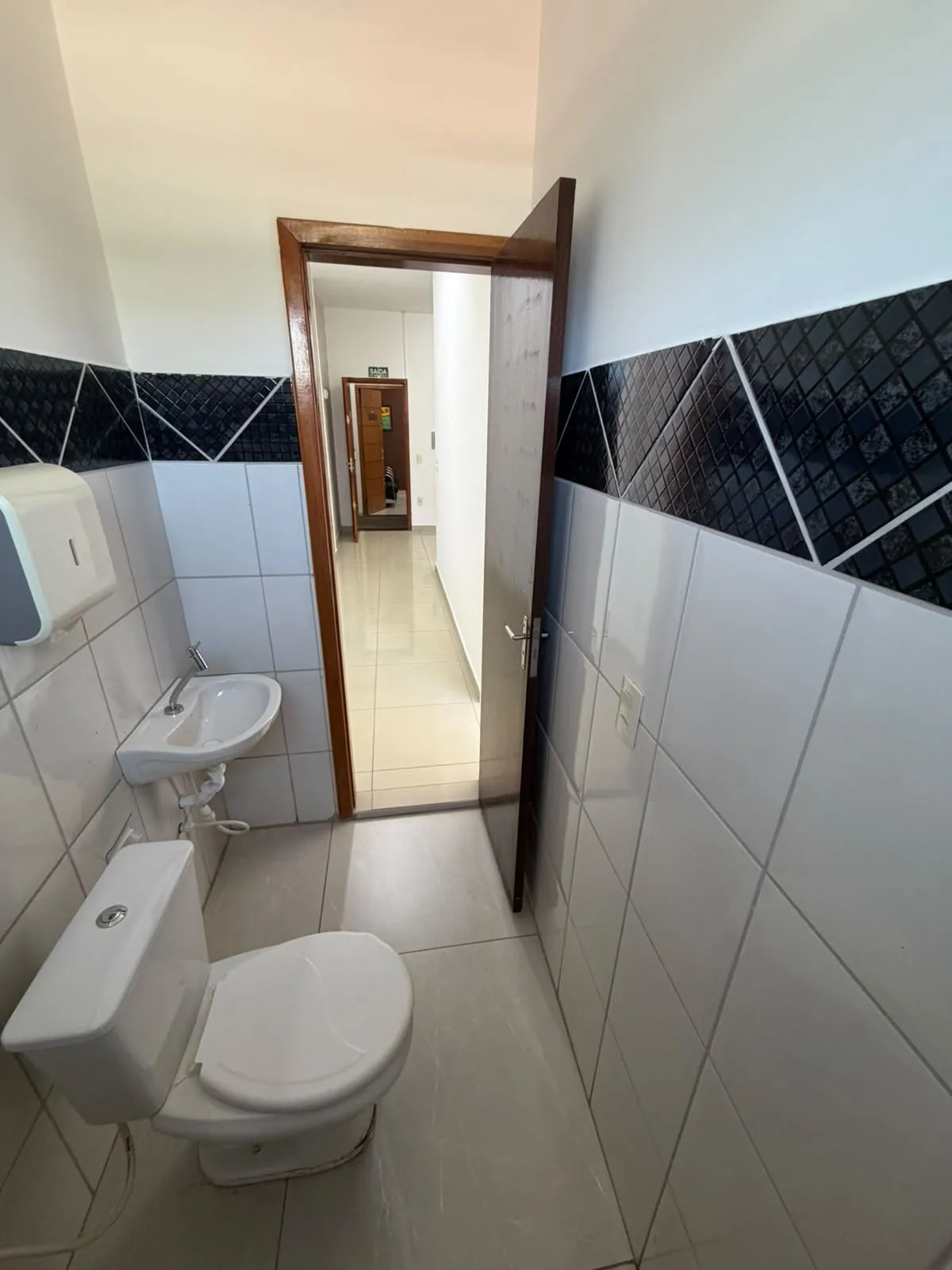 Imagem Ponto Comercial Disponivel 3 Salas