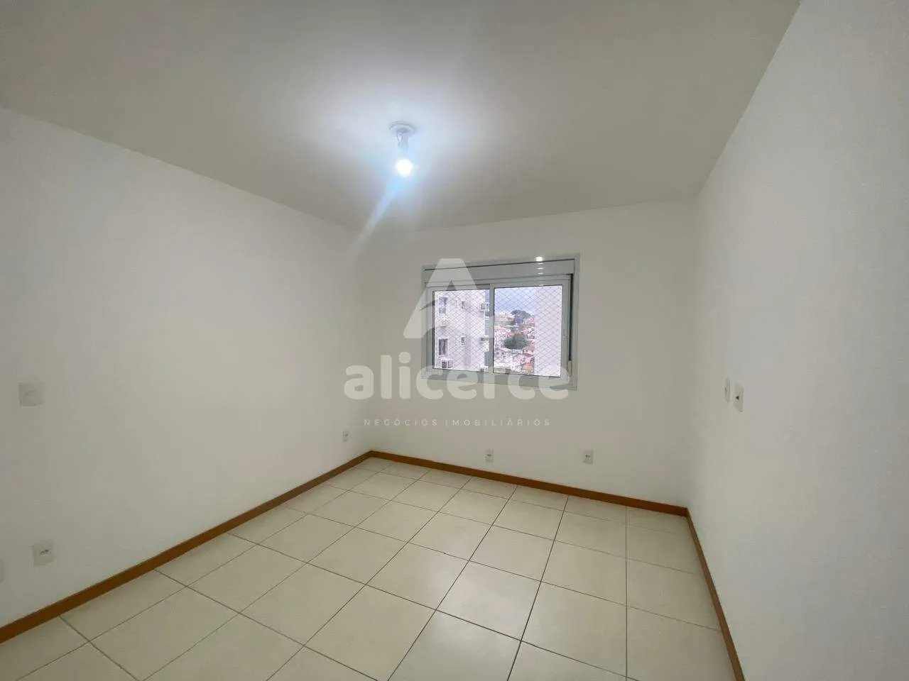 Imagem Apartamento para Locação | 2 Dormitórios (1 Suíte) | Bela Vista - São José/SC | Villa Dourada**