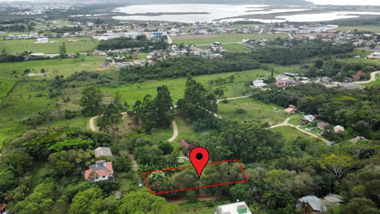 Imagem Terreno de 1.528m² à venda no Bairro Encantada, Garopaba-SC - Oportunidade!