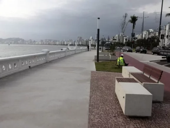 Imagem PONTO À VENDA, 75 M² POR R$ 350.000,00 - PONTA DA PRAIA - SANTOS/SP