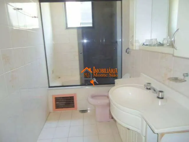Imagem Sobrado com 3 dormitórios à venda, 200 m² por R$ 740.000,00 - Parque Continental - Guarulhos/SP