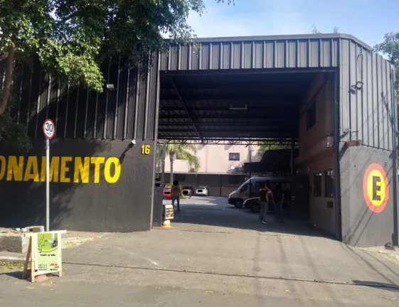 Galpão à Venda, 2.700 m² em Brás - São Paulo