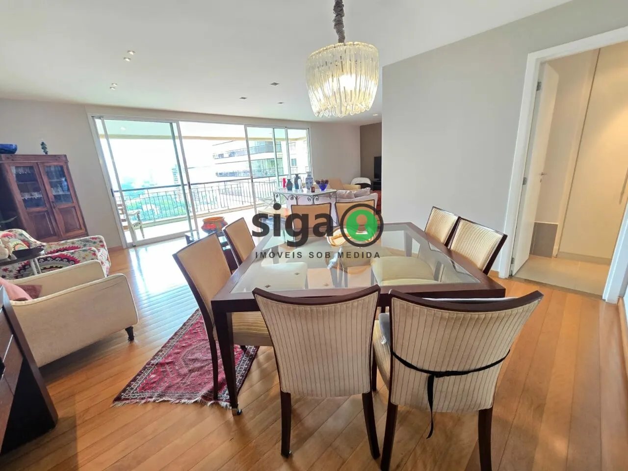 Foto do imóvel Apartamento à venda no Brooklin | 218m² | 3 suítes + home office | Varanda envidraçada | Alto padrão