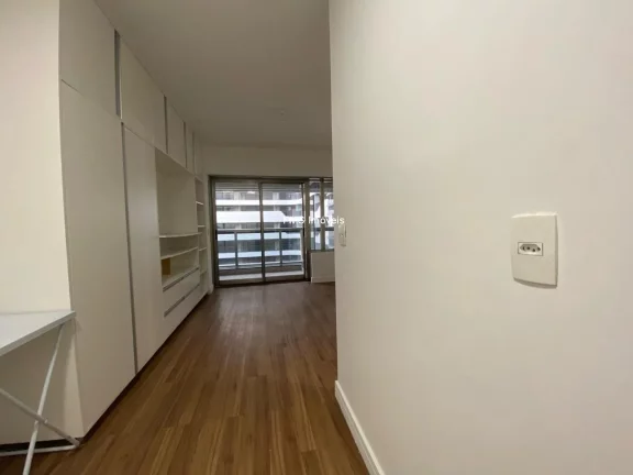 Imagem Apartamento para venda na República: 1 sala, 1 banheiro, 1 vaga de garagem determinada, 28m2 - São Paulo