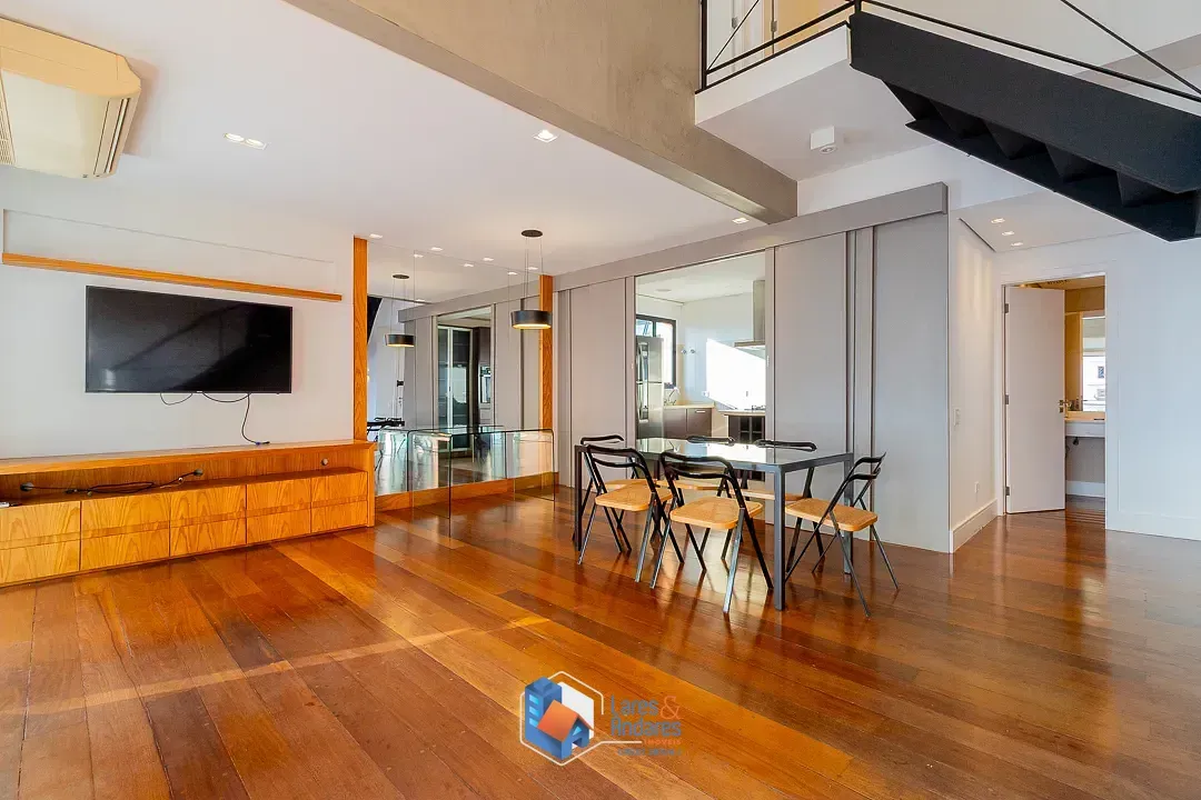 Imagem Duplex para venda em Pinheiros com 2 quartos, sendo 2 suítes, 132m²