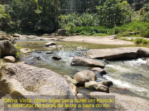 Imagem Sítio a VENDA, com casa a beira de riacho, em Nova Trento Distância da cidade de 13Km, de fácil acesso. De área com 5.000m² com escritura,