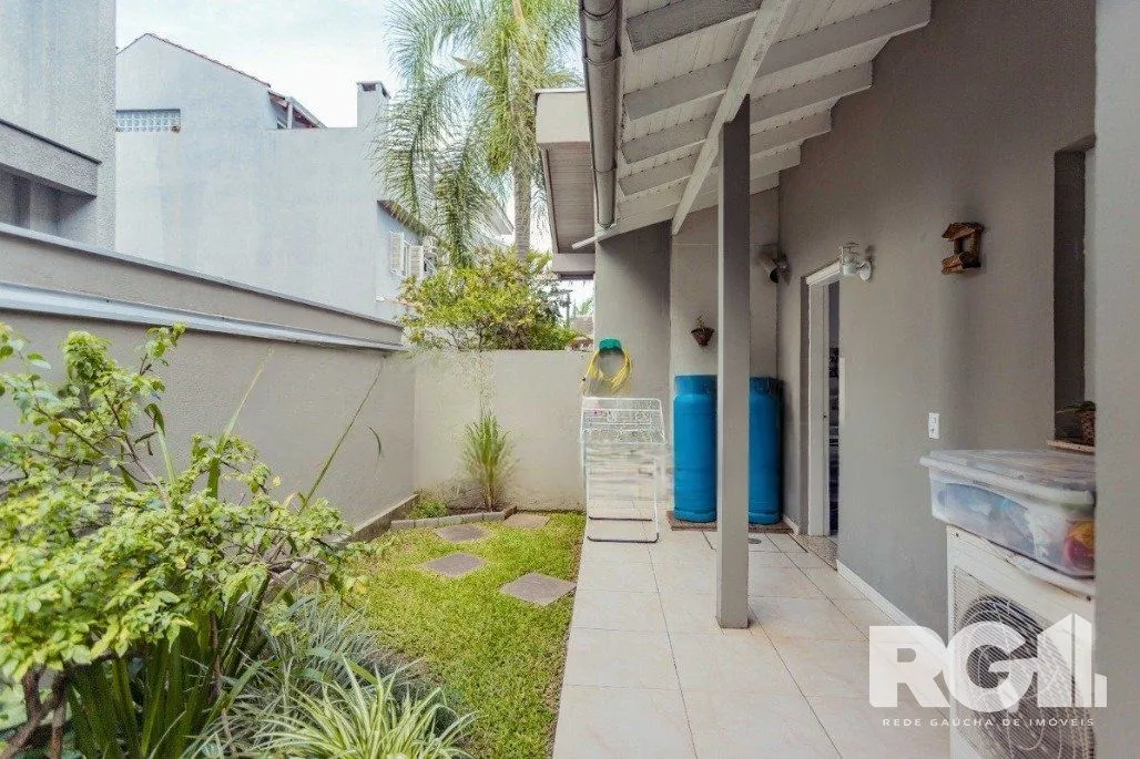 Imagem Casa com 5 Quartos 240m² privativos no Condomínio Parque Iguaçu. Bairro Ecoville