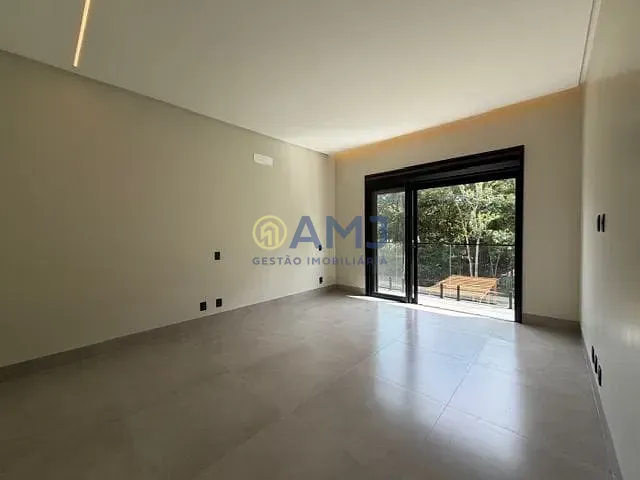 Imagem Chácara à Venda no Cond. Reserva das Aroeiras