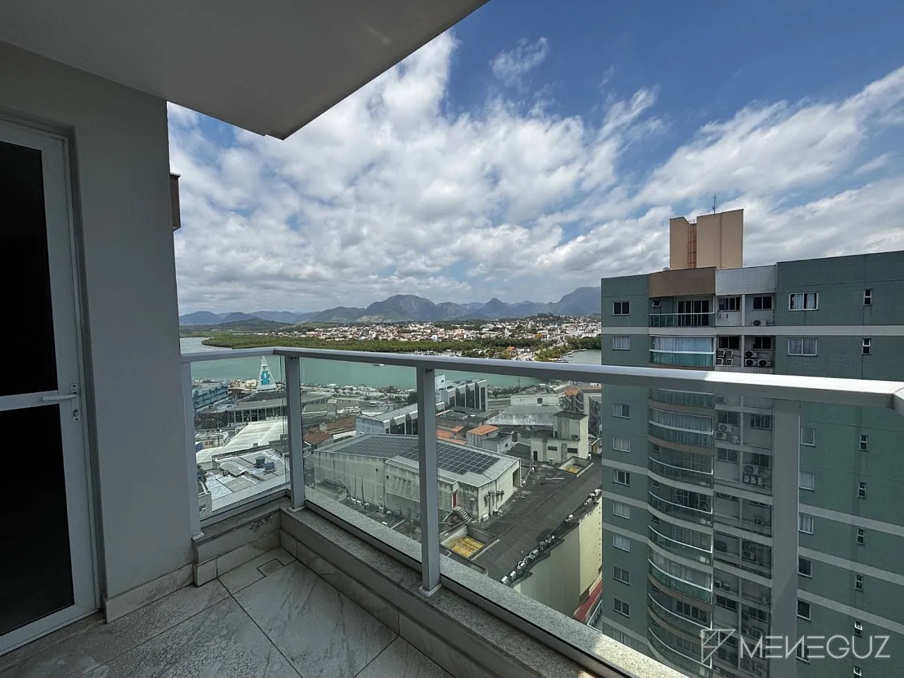 Imagem Apartamento 3 Quartos no Centro de Guarapari