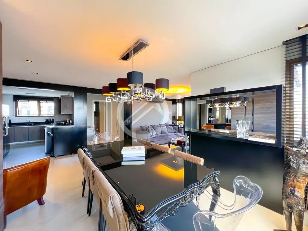 Imagem Apartamento mobiliado, ,andar alto com vista definida nas proximidades do Parcão. São 160 m2 distr...
