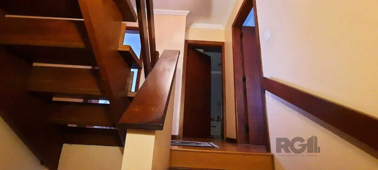 Imagem Casa Condominio para Venda - 129.58m², 3 dormitórios, sendo 1 suites, 3 vagas - Cavalhada