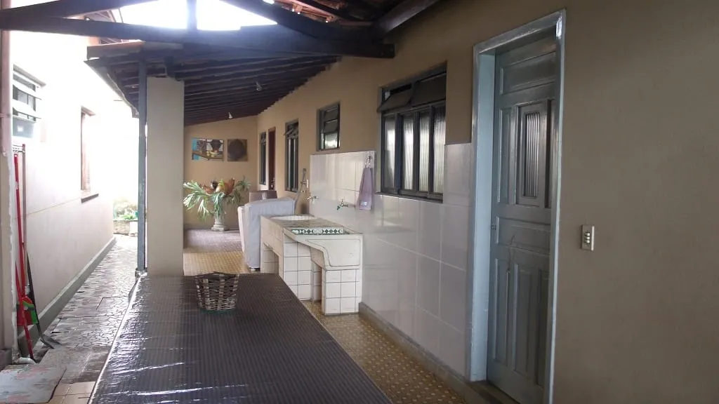 Imagem Casa à venda 4 Quartos, 1 Suite, 4 Vagas, 700M², Alto do Cardoso, Pindamonhangaba - SP
