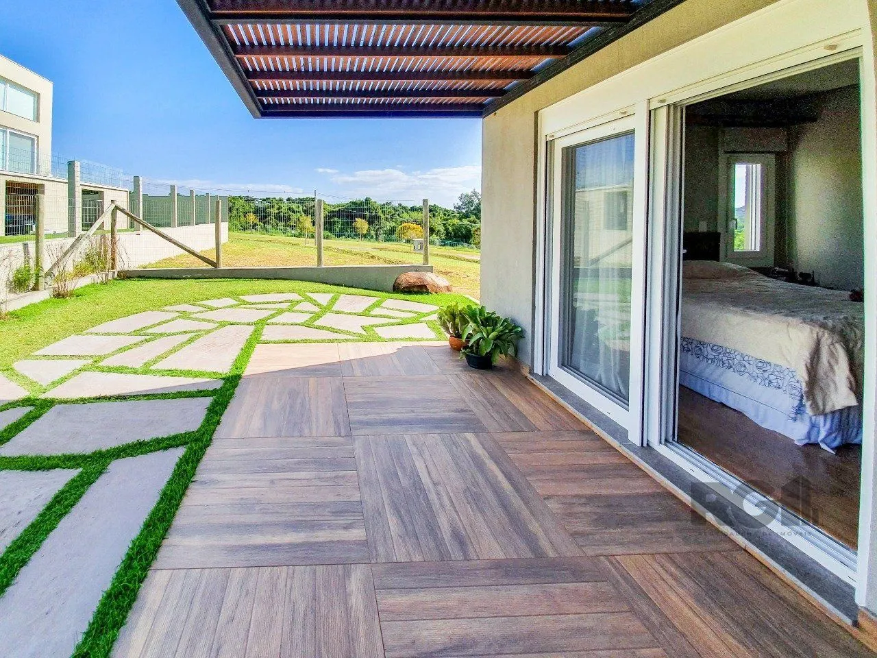 Imagem Casa Condominio para Venda - 293.86m², 3 dormitórios, sendo 3 suites, 2 vagas - Alphaville