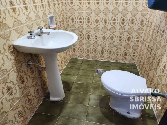 Imagem Excelente sobrado em avenida com salão comercial