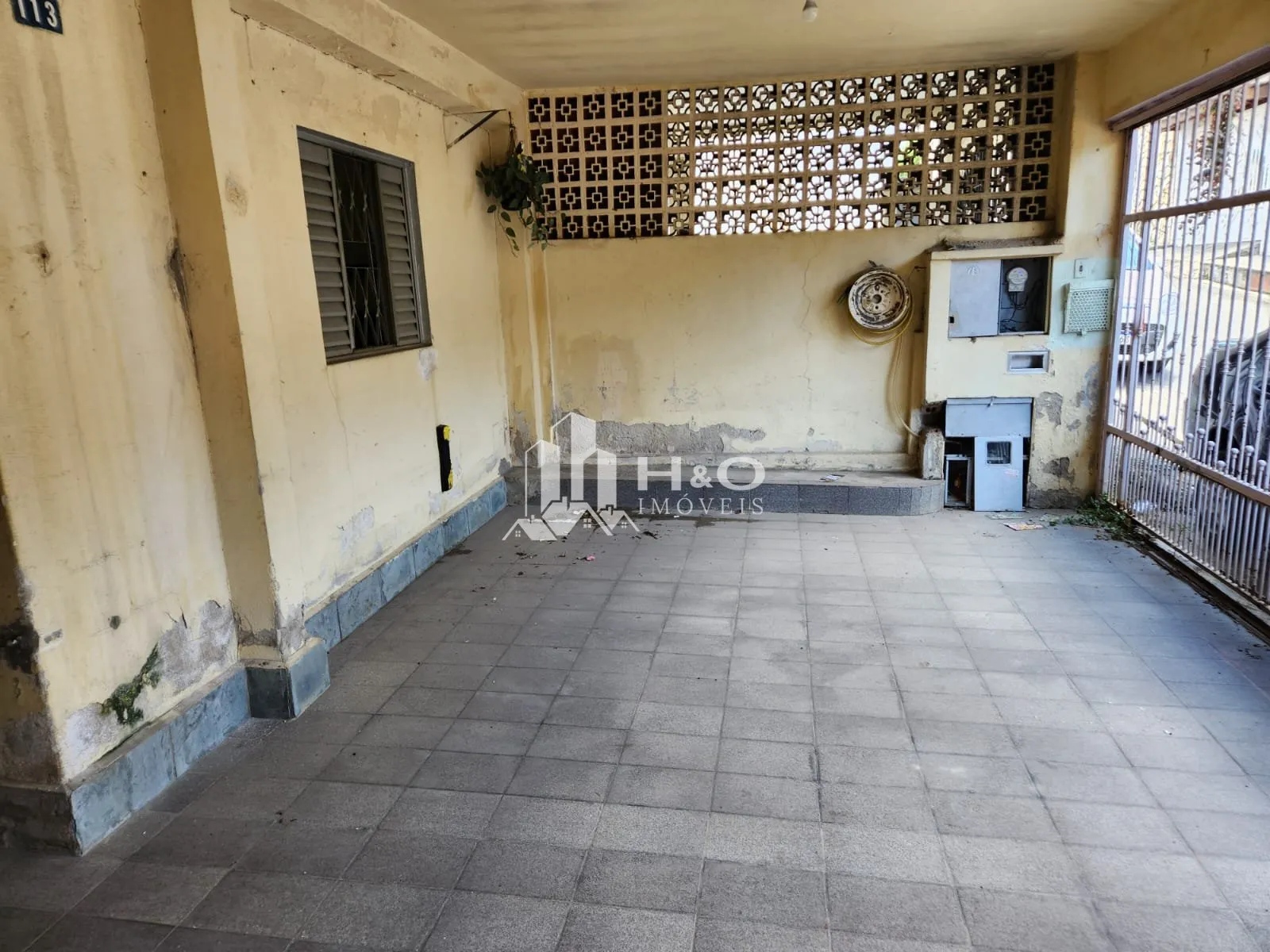 Imagem Casa Térrea com 140m² à Venda na Vila Carmosina - Espaço, Conforto e Excelente Localização!