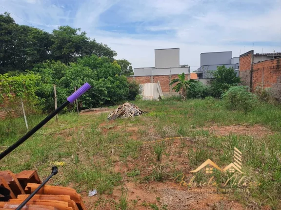 Imagem Terreno de esquina com 410 metros no Residencial do Bosque