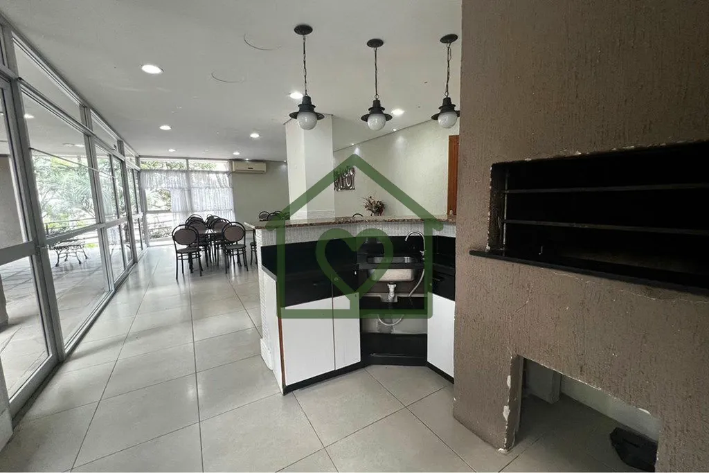 Imagem Descubra o conforto e a praticidade deste encantador apartamento à venda em Azenha, Porto Alegre, l...