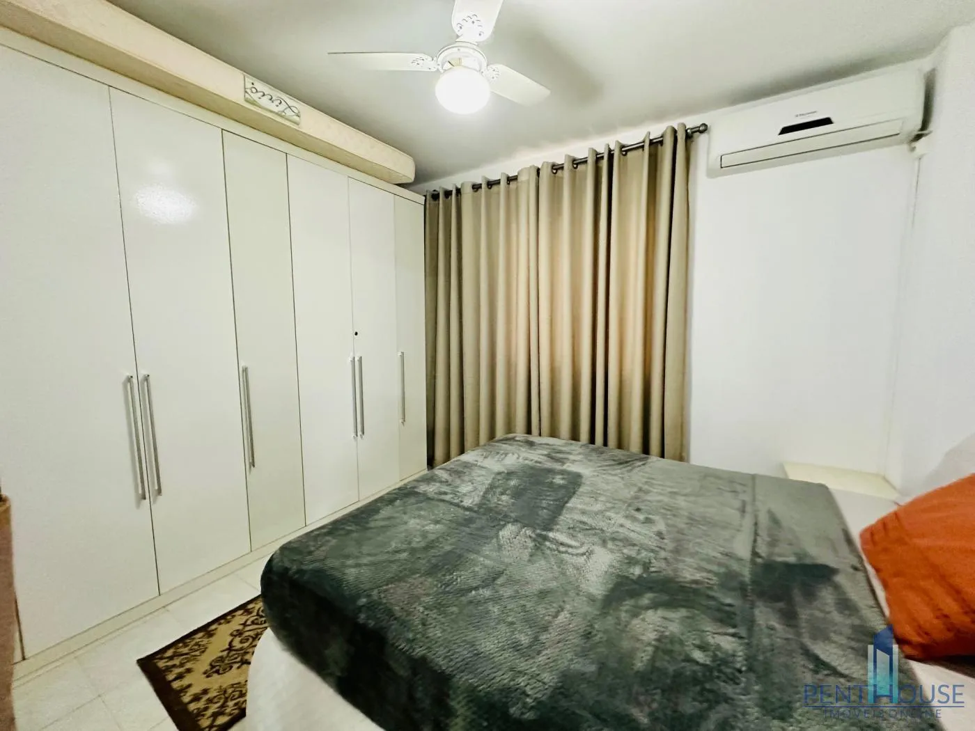 Imagem Apartamento Zona Central para Locação em Balneário Camboriú, CENTRO, 2 dormitórios, 1 suíte, 2 banheiros, 1 vaga