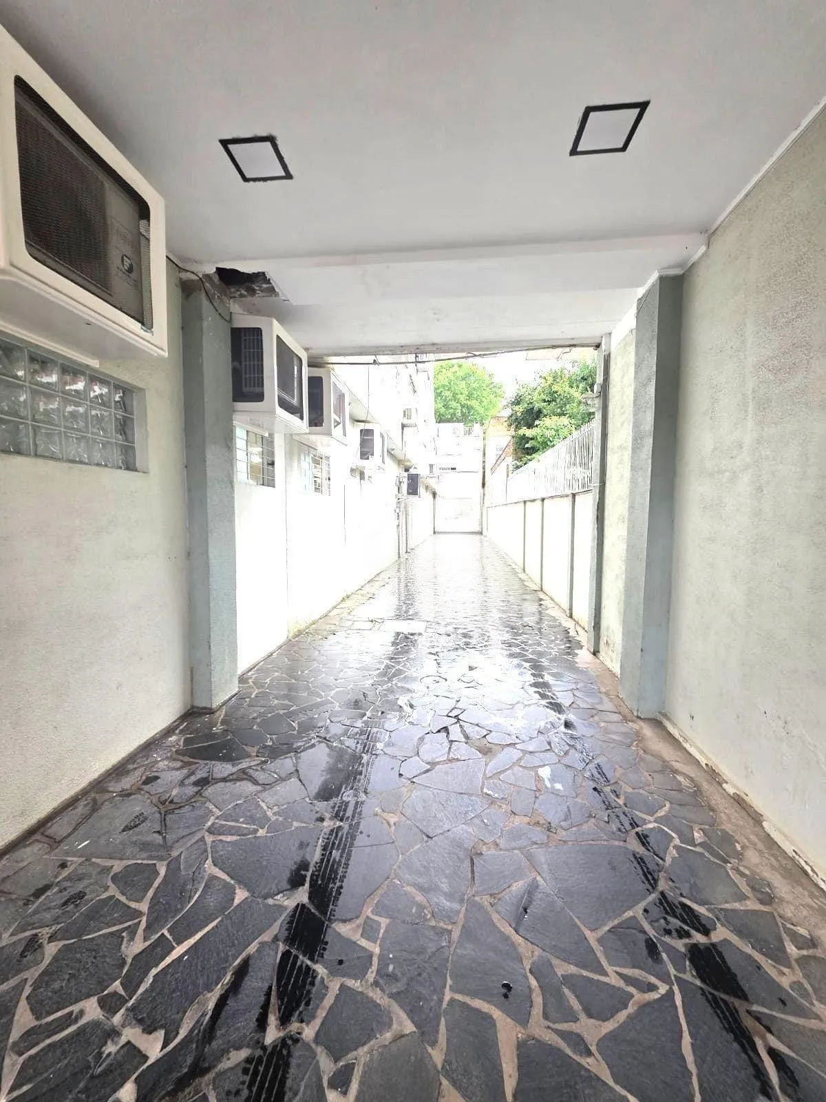 Imagem Apartamento à venda com 85,5 m² | 2 dormitórios | Sacada integrada com churrasqueira