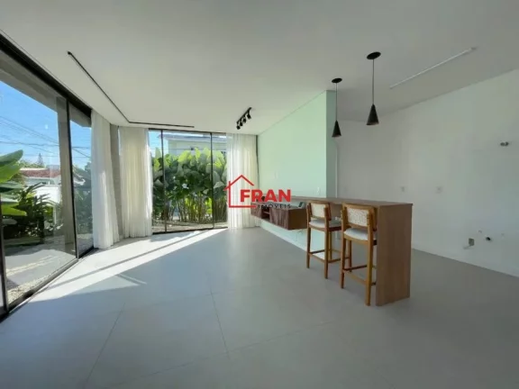 Imagem Belissíma Casa moderna 2 pavimentos com 3 Suite 2 vgas,.