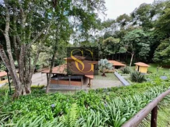 Imagem Casa para Venda em Teresópolis, Albuquerque, 3 dormitórios, 1 suíte, 3 banheiros, 1 vaga