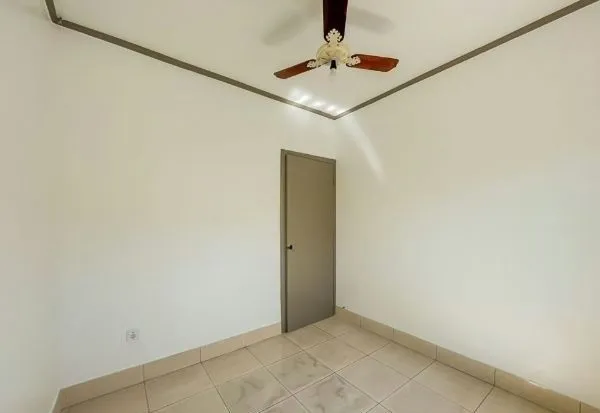 Imagem Casa no bairro Cavalhada de 3 dormitórios e 3 vagas