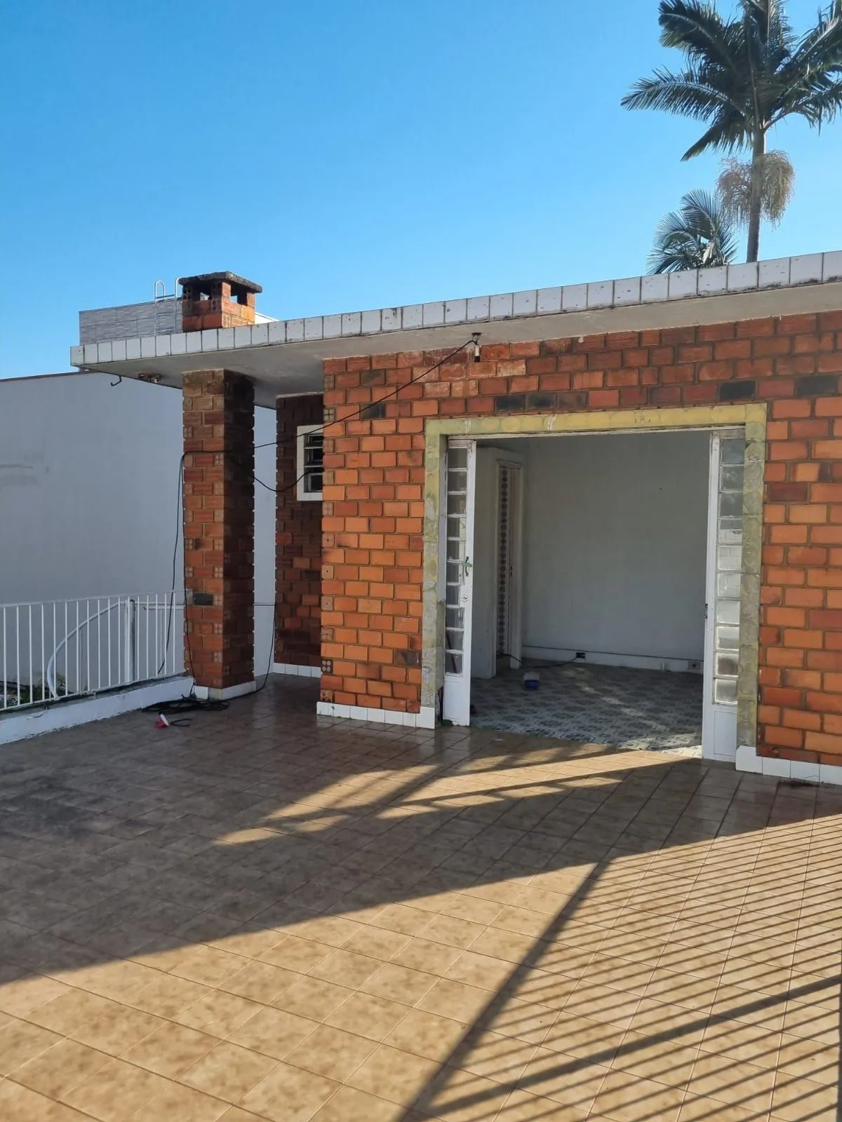 Imagem CASA 2 DORMITÓRIOS, 4 VAGAS PRÓXIMO AO BARRA SHOPPING NO BAIRRO TRISTEZA POA-RS