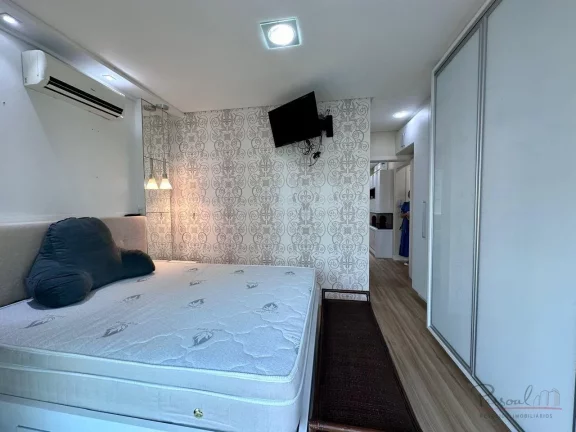 Imagem Cobertura localizada em região valorizada no centro de Florianópolis, oferece conforto e sofistica...