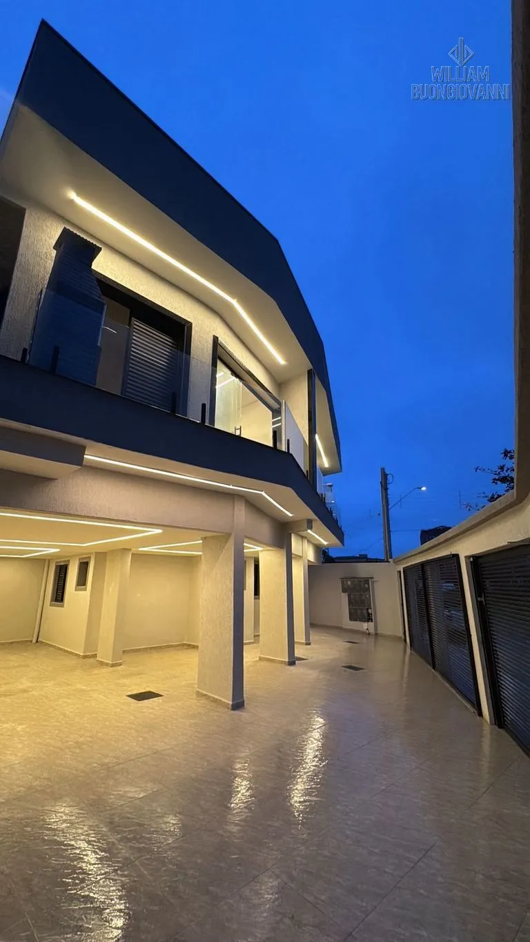 Imagem Casa Nova em Condomínio - 2 Suítes, 600m da Praia do Caiçara,