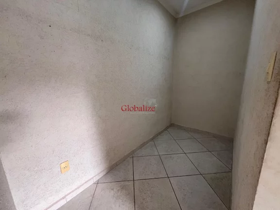 Imagem Sobrado à venda com 220m², 3 quartos, 2 suítes, 8 vagas por R$800.000,00 na Vila Mathias em Santos