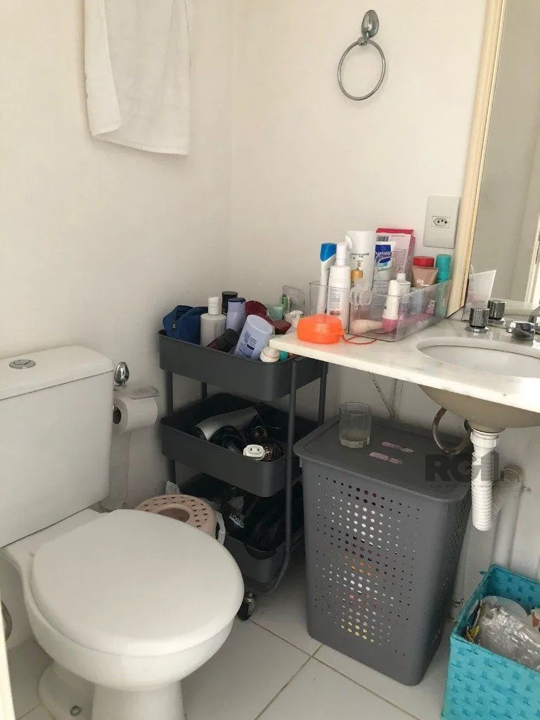 Imagem Apartamento para Venda - 73m², 2 dormitórios, sendo 1 suíte, churrasqueira e uma linda vista.. Infra estrutura completa de lazer.