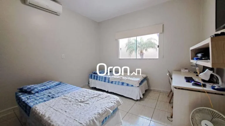 Imagem Casa com 3 dormitórios à venda, 215 m² por R$ 919.900,00 - Residencial Village Santa Rita II - Goiânia/GO