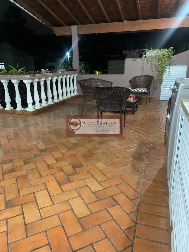 Imagem Vendo Excelente Casa térrea em Jardim Alpino - São Paulo